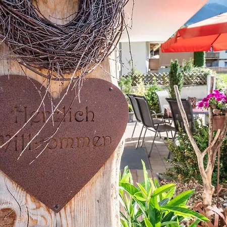 曼努埃尔公寓 * 迈尔霍芬